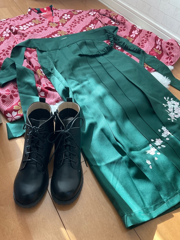袴とブーツ